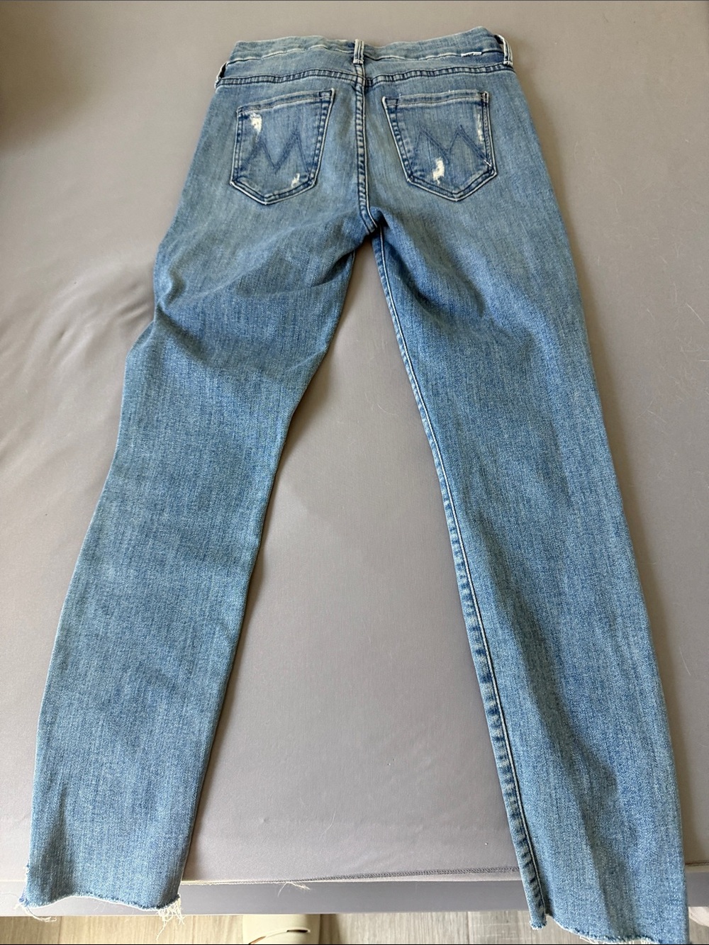 MOTHER Looker Ankle Step Fray Jeans